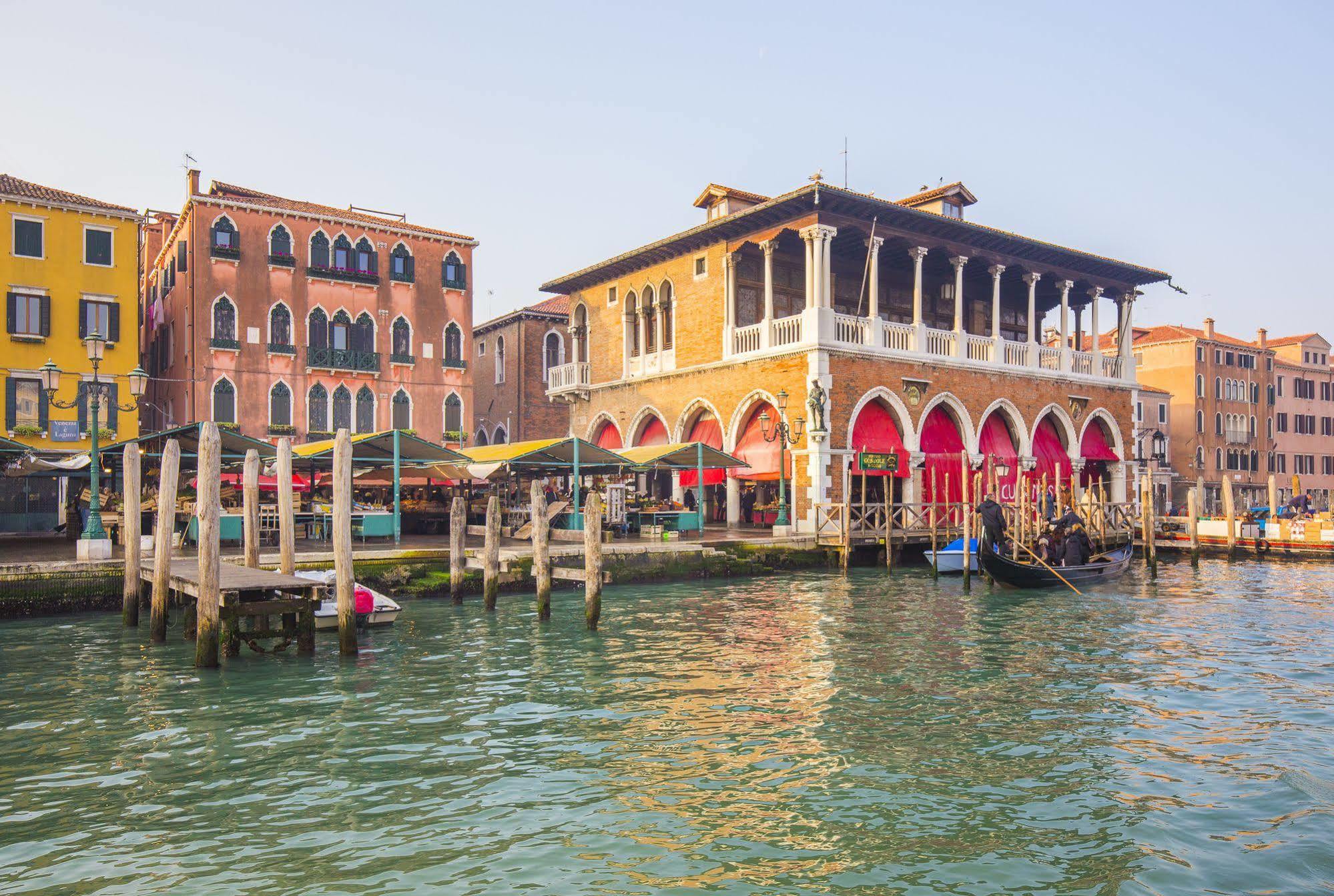 Corte Realdi Suites Venezia Exteriör bild