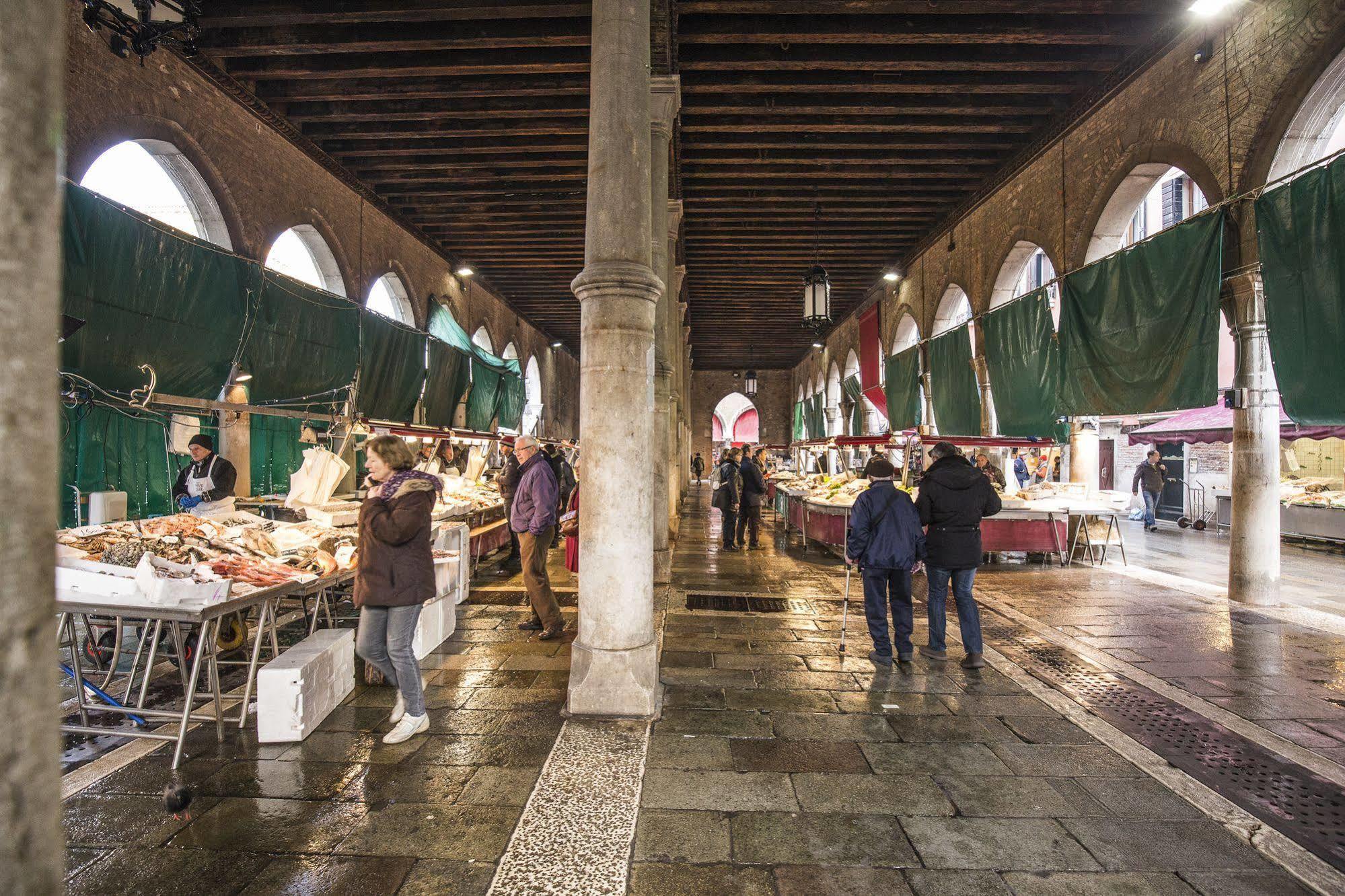 Corte Realdi Suites Venezia Exteriör bild