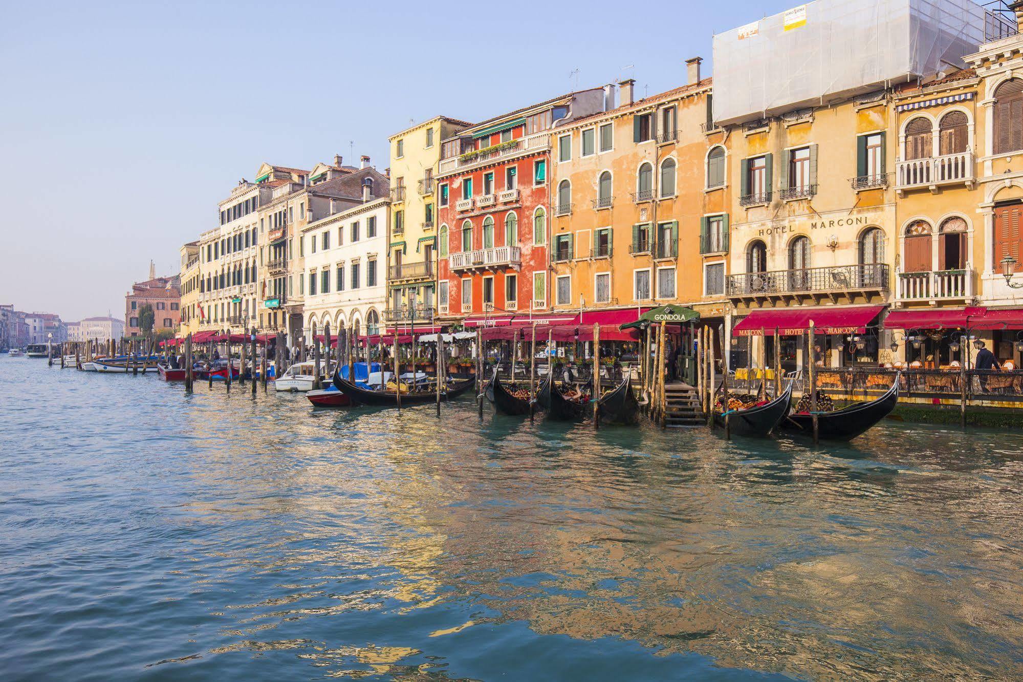 Corte Realdi Suites Venezia Exteriör bild